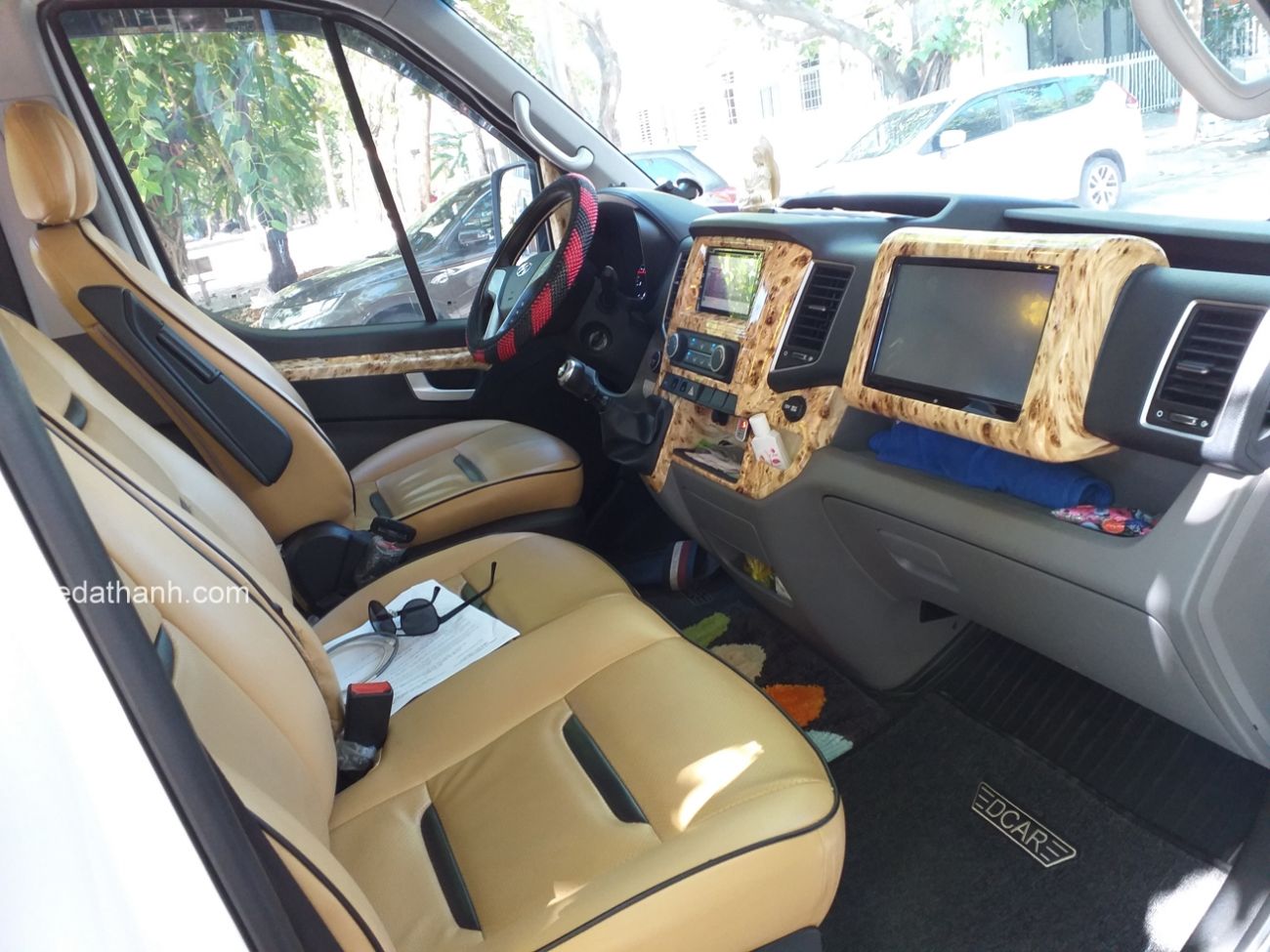 Hình ảnh xe cho thuê Hyundai Dcar Solati Limousine Đà Nẵng