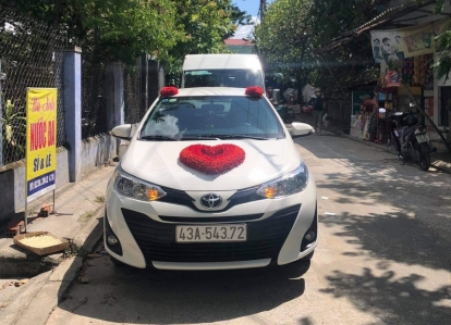 Thuê xe cưới giá rẻ tại Đà Nẵng Thuê xe cưới giá rẻ tại Đà Nẵng